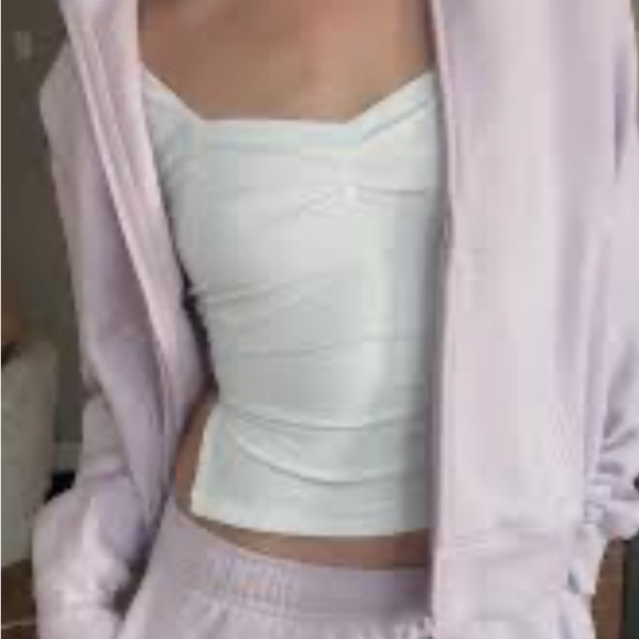 NWT Aritzia Cozy Soft Zip up Hoodie with Pockets - Sugarplum Lilac /light purple - Picture 6 of 9